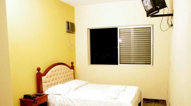 Rodes Palace Hotel Patrocínio Habitación foto