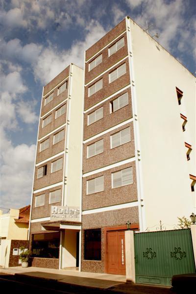Rodes Palace Hotel Patrocínio Exterior foto